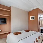 Saint Placide Vi Apartment